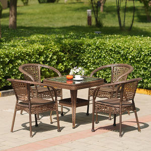 Haute qualité extérieur jardin patio Restaurant salle à manger meubles en rotin <span class=keywords><strong>Table</strong></span> et chaise 4 <span class=keywords><strong>personnes</strong></span> siège Pe rotin meubles d'extérieur - Product Image 3