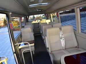 Autobús T7 3.5T Automatizado de Gasolina, Versión Oficial, con 19 Asientos y Motor V6 de 3.5T y 320hp para el Transporte de Pasajeros, en Oferta - Product Image 5