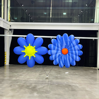 Fleurs gonflables personnalisées avec éclairage LED à motifs, fleurs géantes bleues gonflables, décoration pour scène et festival de musique