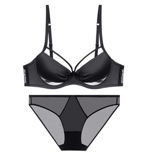 Ensemble de lingerie sexy en satin brillant ajouré pour femmes grandes tailles, soutien-gorge push-up à bretelles en soie de luxe et culotte - Product Image 5