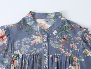 <span class=keywords><strong>Vestido</strong></span> <span class=keywords><strong>Midi</strong></span> Estampado Personalizado 2026 para Mujer con Botones Delanteros y Cintura Ajustable, <span class=keywords><strong>Vestido</strong></span> <span class=keywords><strong>Camisero</strong></span> Versátil con Cinturón de Lazo, OEM/ODM por Fábrica China - Product Image 3