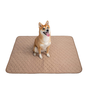 Wholesale Pet Dog Cage Crate Kennel Mat Waterproof Non-Slip Reusable Modern Novel Design Dog Mat Travel
