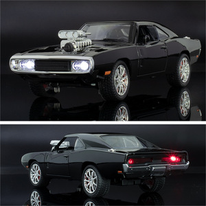 Vente en gros de modèles de véhicules en alliage de haute simulation 1:24 <span class=keywords><strong>Charger</strong></span> <span class=keywords><strong>1970</strong></span> avec direction à roues, <span class=keywords><strong>voiture</strong></span> miniature à tirer en arrière avec sons et lumières - Product Image 6