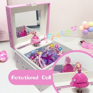 Boîte à musique <span class=keywords><strong>en</strong></span> papier à motif personnalisé Yiyu, figurine rotative, boîte à bijoux musicale écologique avec miroir intégré pour filles et femmes - Product Image 4