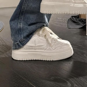 Zapatillas deportivas casuales versátiles para mujer, con plataforma, que aumentan la altura, estilo nuevo primavera 2026, zapatillas deportivas blancas para estudiantes - Product Image 3