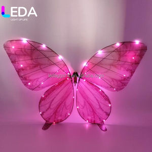LEDA Papillon Bionique Volant Télécommandé Fait Main pour Intérieur, Idéal pour Décorations de Mariage et Banquets - Product Image 3