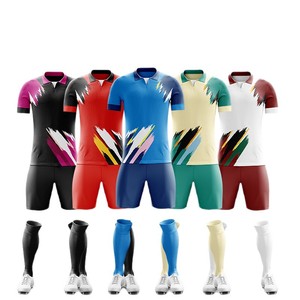 Ensemble de maillots de football personnalisés à manches courtes unisexe en polyester imprimé pour l'entraînement scolaire, la compétition, uniforme d'équipe - Product Image 2