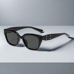 Lunettes de soleil Gm Cat Eye pour femmes, monture noire en PC, protection UV400, type 3, pare-soleil Yc11310 F1 - Product Image 4