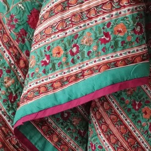 Vente en gros de literie personnalisée 100% coton Jaipuri Razai Quilt Hand Block Print Couverture de luxe de qualité supérieure faite à la main pour un usage domestique - Product Image 5