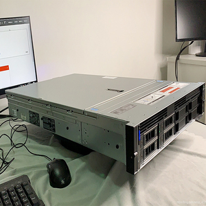 Serveur PowerEdge R740xd avec deux processeurs Intel Xeon Scalable, prend en charge les RDIMM/LRDIMM 2666MT/s, 3 To max, HBA SAS 12 Gbit/s - Product Image 3