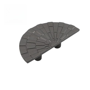Nouvelles poignées de tiroir de placard en alliage de zinc de style nordique minimaliste avec finition dorée pour meubles de cuisine - Product Image 1