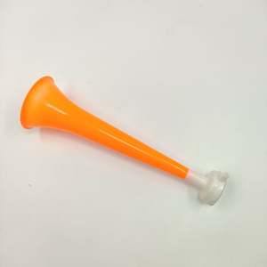 Çocuk ve yetişkinler için 2019 sıcak satış plastik boynuz oyuncak futbol Bugle - Product Image 5