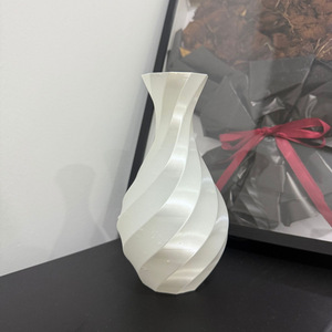 Jarrón Abstracto Artístico, Adorno Decorativo con Diseño Floral Vintage Retorcido, Estilo Minimalista Nórdico, Impreso en 3D - Product Image 5