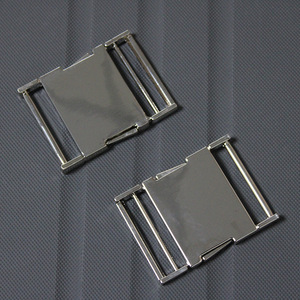 Boucle de sac à dos en alliage Q401 32, attache de sangle réglable en métal pour sac banane et accessoire de casque - Product Image 1