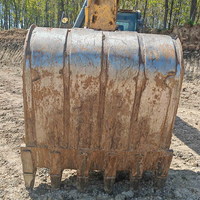 Excavatrice de carrière d'occasion bien entretenue PC240LC-8MO 2018 avec poids opérationnel standard et moteur fiable