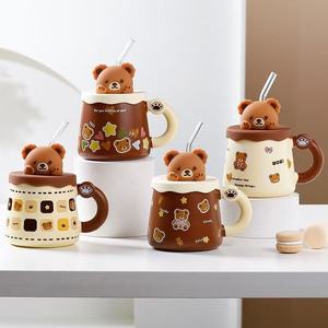 Taza de cerámica con figura de oso 3D, con tapa y pajita, diseño de oso de dibujos animados, taza de café creativa para el hogar, taza para regalo. - Product Image 2