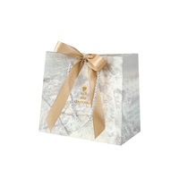 Sacs fourre-tout de luxe recyclables de style rétro européen avec nœud, sacs cadeaux de festival, sacs personnalisés avec logo laminé numérique et poignée longue