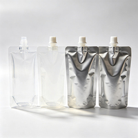 Pochettes souples transparentes personnalisées pour jus de fruits avec bec verseur, emballage plastique autoportant pour boissons
