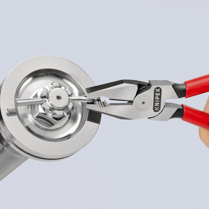 คีมอเนกประสงค์ KNIPEX 02 01 200 แบบแข็งแรง หุ้มด้วยเรซินสังเคราะห์เคลือบสีดำ ขนาด 200 มม. - Product Image 4