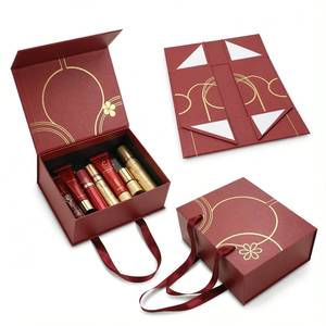 Caja de Regalo Magnética de Lujo Personalizada, Caja Plegable de Cartón Duro Mate Premium con Estampado en Relieve y Lámina Dorada Reciclable - Product Image 1