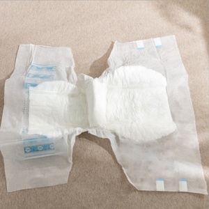 VCare Vente en gros de couches-culottes jetables pour adultes de haute qualité, ultra-épaisses, imprimées, pour hôpitaux, avec protection anti-fuites 3D en tissu non tissé - Product Image 6
