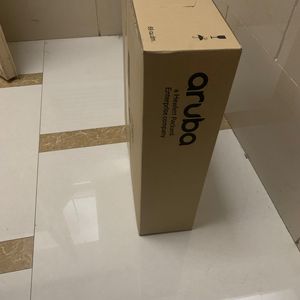 Commutateur réseau HPE <span class=keywords><strong>Aruba</strong></span> <span class=keywords><strong>JL075A</strong></span> - L3 - Géré - 16 x 10 Gigabit SFP+ - Montable en rack - Commutateur réseau HPE - Product Image 4