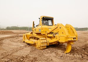 SEM 320HP Crawler Bulldozer SEM832F mit hinterem Aufreißer zu verkaufen - Product Image 5