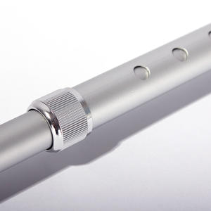 Béquilles moyennes en aluminium pour adultes et personnes âgées Aide à la marche de grande taille pour un équilibre fiable Supporte confortablement jusqu'à 300 lb - Product Image 3