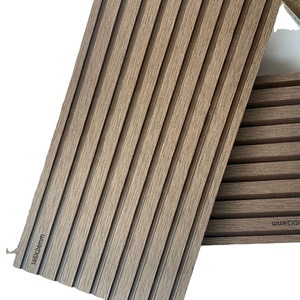 UVプロテクトモダンスタイルWPCデッキ価格耐摩耗性WPCフローリング防水木材プラスチック複合ボードデッキ成形防止 - Product Image 2