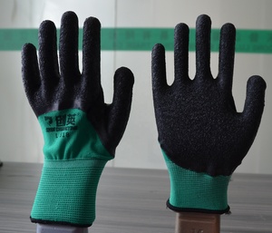 Gants en polyester blanc de type hiver en mousse antidérapante d'approvisionnement direct d'usine avec gant enduit de latex - Product Image 2