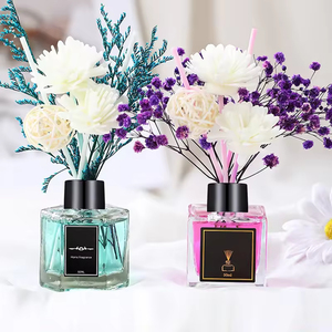 Diffuseur de parfum d'ambiance aux fleurs séchées 50ml, huile essentielle, diffuseur à roseaux romantique - Product Image 1