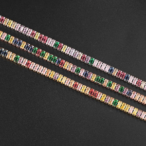 Nuevo Brazalete de Moda Chapado en Oro de 18k con Circonitas Cúbicas Rectangulares de Colores, Brazalete de Cadena de Tenis con Cristales de Arcoíris para Mujer - Product Image 4