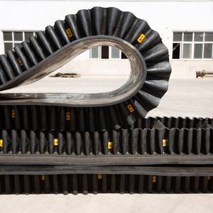 Nastro Trasportatore in Gomma EP200 con Parete Laterale Ondulata a 90 Gradi, Servizio di Taglio Disponibile - Product Image 3