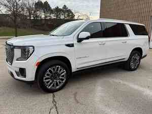 <span class=keywords><strong>GMC</strong></span> YUKON Denali SUV USATO - Product Image 2