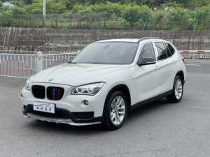 รถยนต์ <span class=keywords><strong>BMW</strong></span> <span class=keywords><strong>X1</strong></span> รุ่นปี 2015 รุ่น <span class=keywords><strong>SDrive18i</strong></span> รุ่นปรับปรุงอย่างมีสไตล์ รถ SUV เครื่องยนต์เบนซิน สำหรับส่งออก - Product Image 1