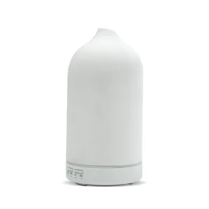 Kerajinan Keramik Putih 100Ml Mesin Penyebar Aroma Peralatan Rumah Tangga Pintar Humidifier Lampu