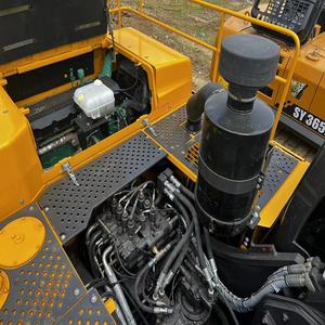 Excavadora Hidráulica Volvo EC480 Usada de 2023, Capacidad de 48 Toneladas, Certificación CE y EPA, Venta Incluye Motor, Bomba y Cojinetes, Pocas Horas de Uso - Product Image 4