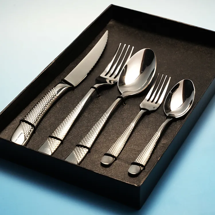 Alat makan berkemah luar ruangan, peralatan set perjalanan sendok garpu pisau koki set pisau stainless steel hadiah