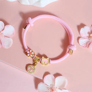 Venta al por mayor Fresh Sakura Rose Pet <span class=keywords><strong>Collar</strong></span> <span class=keywords><strong>Pink</strong></span> Cat <span class=keywords><strong>Collar</strong></span> con Gold Lock Pearl Chain Accesorio Patrón sólido para gatitos Perros - Product Image 3