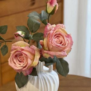 Bouquet de roses en soie style peinture à l'huile, fait main, réaliste, décoration de mariage et de maison - Product Image 3