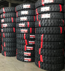 ยางรถบรรทุกจีนสำหรับงานเหมือง ลายบล็อกใหญ่ ยี่ห้อดัง ขนาด 12.00R20 - Product Image 1