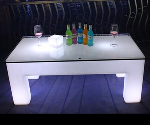 <span class=keywords><strong>Table</strong></span> de <span class=keywords><strong>bar</strong></span> extérieure moderne en plastique avec barre lumineuse LED à 16 couleurs changeantes, étanche IP65, pour appartement, <span class=keywords><strong>bar</strong></span> à domicile et hôtel - Product Image 2