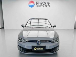 <span class=keywords><strong>Volkswagen</strong></span> Golf 2023 Facelift 280TSI DSG Pro a Basso Chilometraggio, 5 Posti, Usato Affidabile, Hatchback Urbano per Mercato Russo e Africano - Product Image 1