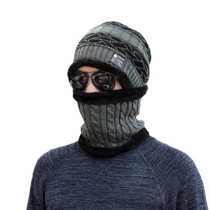 Men's Windproof Knitted Ski Cap With Neck Protector Fleece Lined Warm Hat For Cycling Outdoor Sports Winter Use - Product Image 5