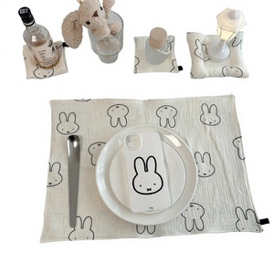 Napperon carré en bambou style Instagram, motif lapin Miffy japonais, doux pour la peau, serviette de table domestique, tapis résistant à la chaleur - Product Image 1