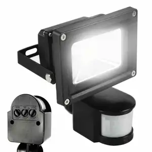 Quick shipping Outdoor infrared PIR motion sensor LED flood light 10w 20w 30w 50w security detector activated light