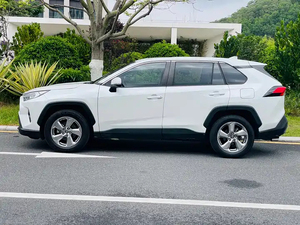 Toyota RAV4 2.0L CVT Fashion Edition 2.0L NA SUV familial d'occasion 2022 – Voitures d'occasion à prix abordable - Product Image 2
