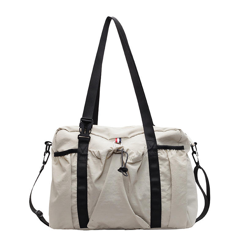 สีขาวนวล