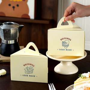 Caja de Embalaje Triangular Mate para Pastel en Rodajas, Portátil, con Soporte de Papel, Tamaños de 6 y 8 Pulgadas - Product Image 1