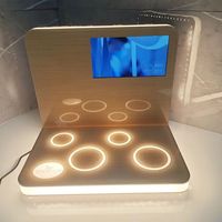 Support d'affichage en acrylique personnalisé avec éclairage LED pour instruments de beauté, cosmétiques, écouteurs, avec écran LCD de 8 pouces